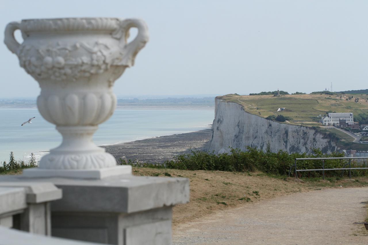 Hotel Royal Albion Mesnil-Val-Plage 외부 사진